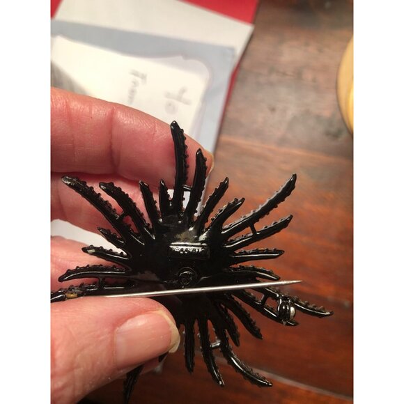 Vintage Rhinestone Black Starburst Brooch Glam Hollywood Old Money Halloween - Picture 6 of 15